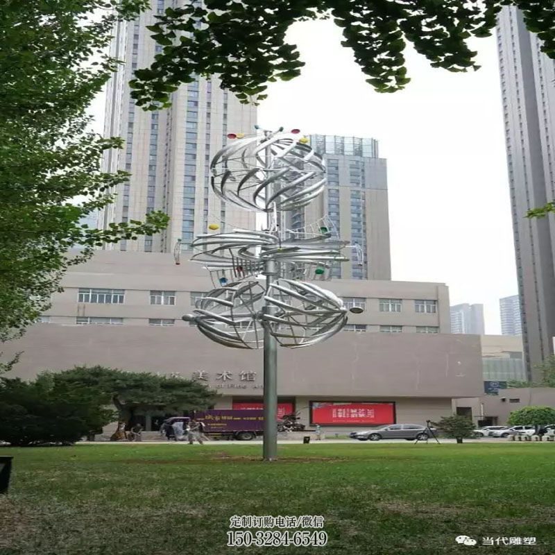 街景小品提供-户外小品-企业风动雕塑