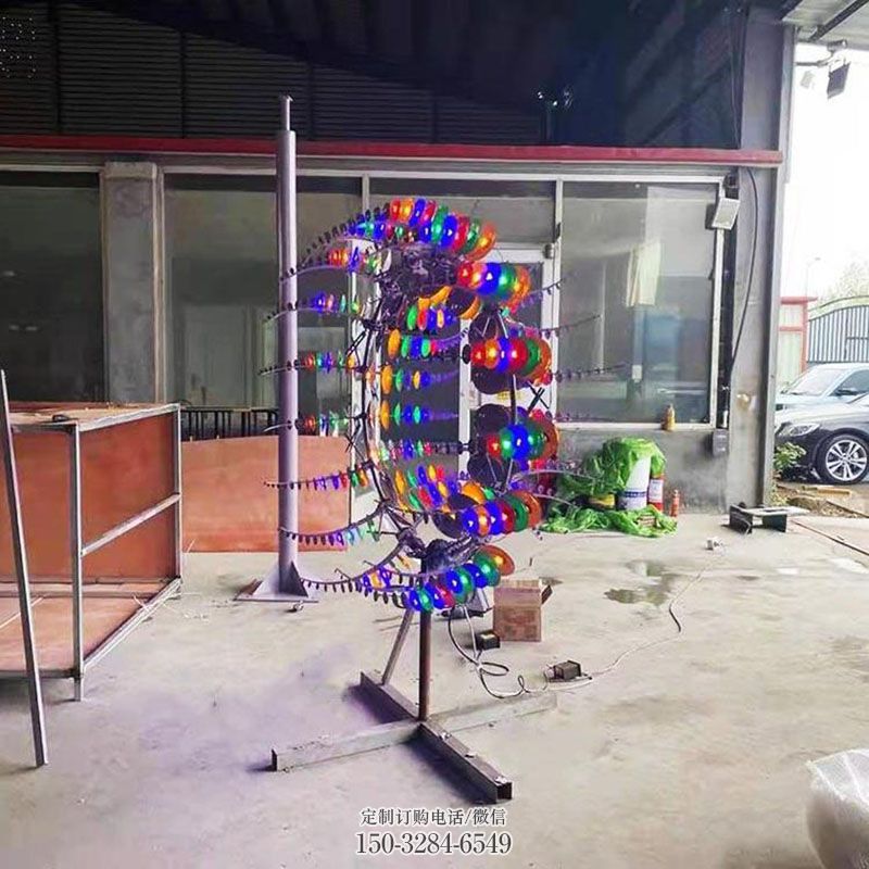 透雕系列展品-切面方案-环境风动雕塑