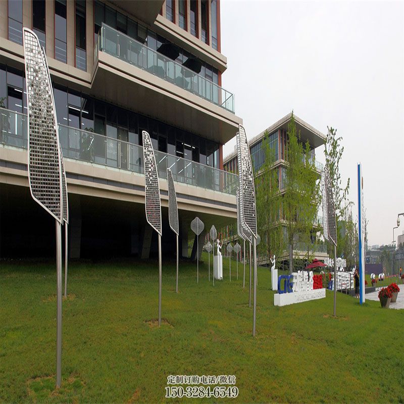 街景小品提供-商场素材-抽象亮化灯雕塑